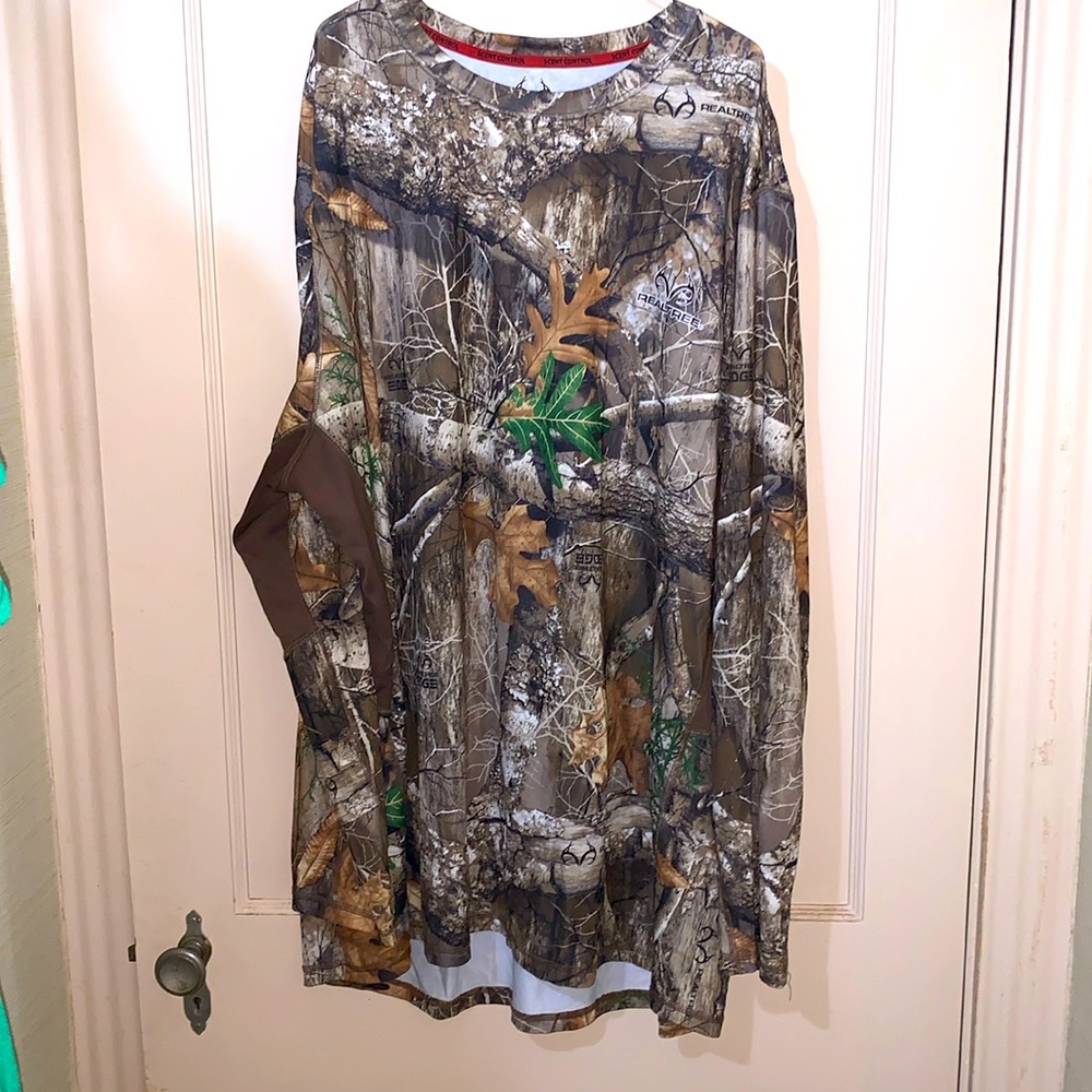 Realtree Edge Men's Long Sleeve Scent Control Camouflage Tee Shirt. 3xl